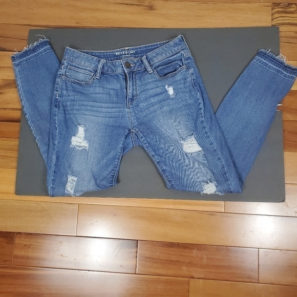 Belle+Sky Skinny Jeans  Distressed Cotton Size 4 - Picture 4 of 11
